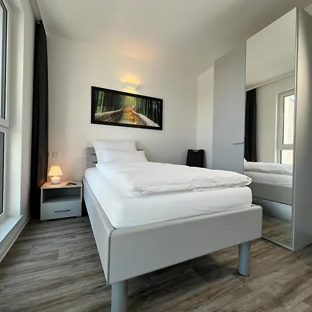 Monteurs- Oder Ferien- Wohnung In Magdeburg! Exterior foto