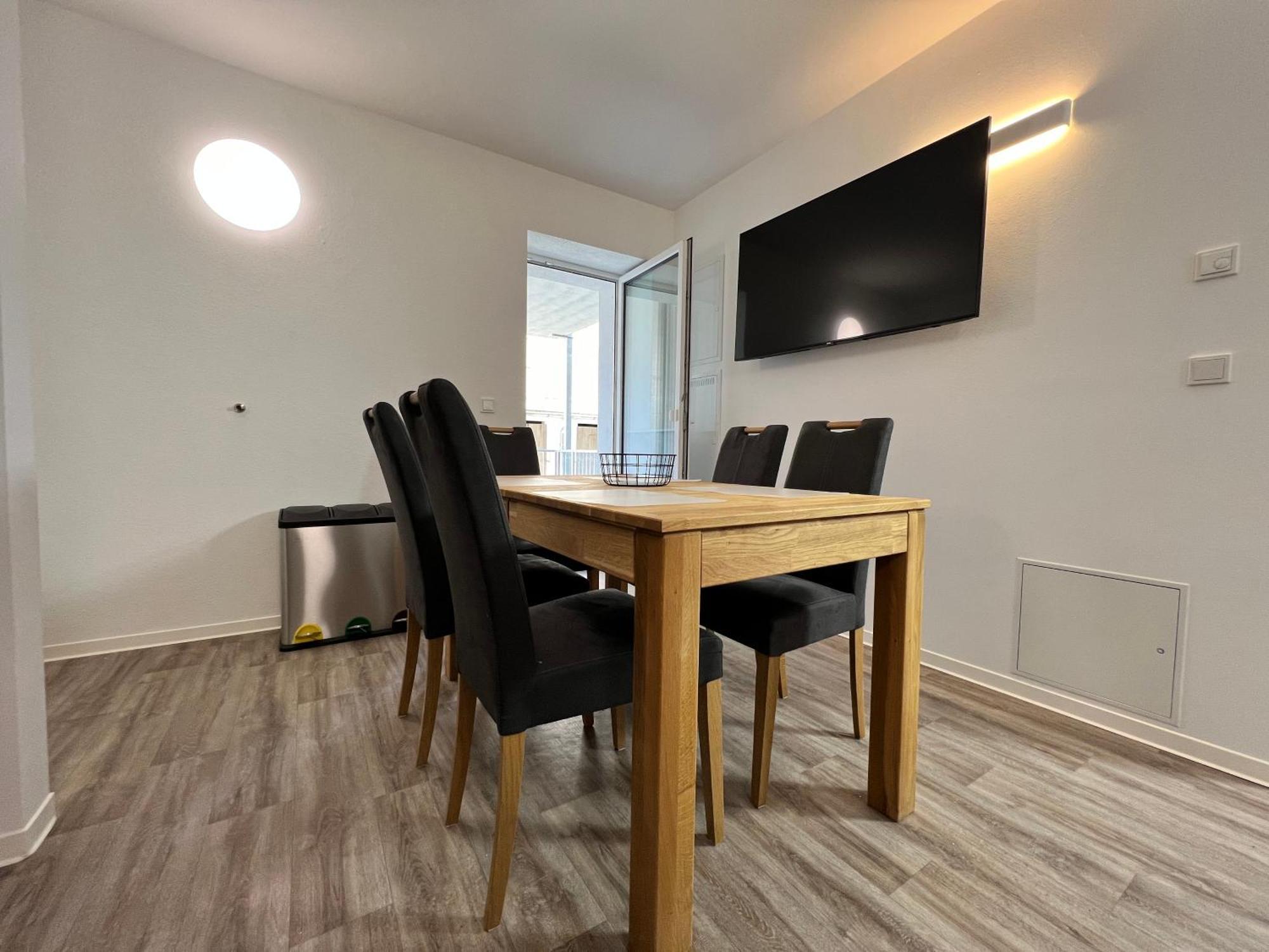 Monteurs- Oder Ferien- In Magdeburg! Apartment *